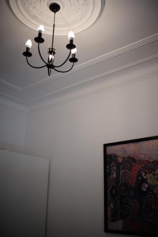 Eixample Apartments - Pova Barcellona Esterno foto